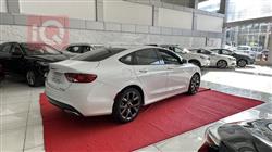 كرايسلر 200